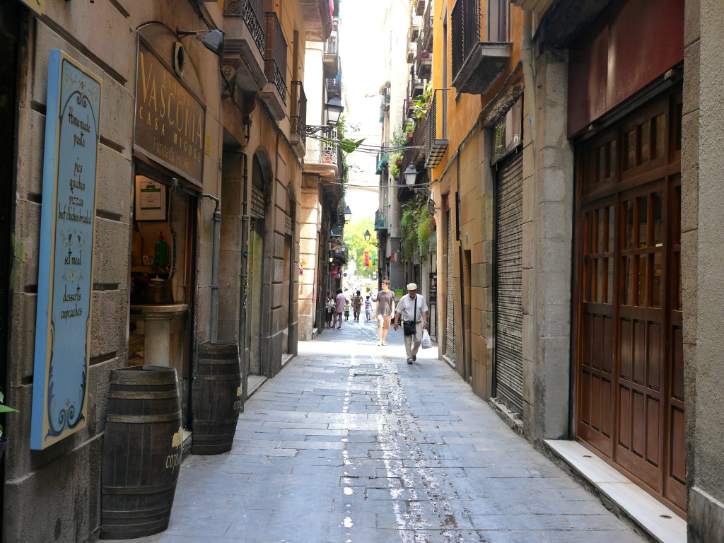 Barcelona Travel Guide